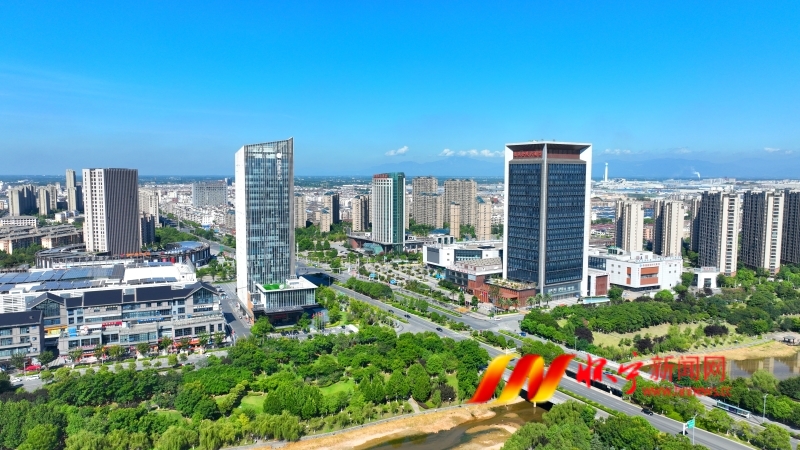图为鸟瞰怀宁县城新貌（陈首君 摄）2.jpg